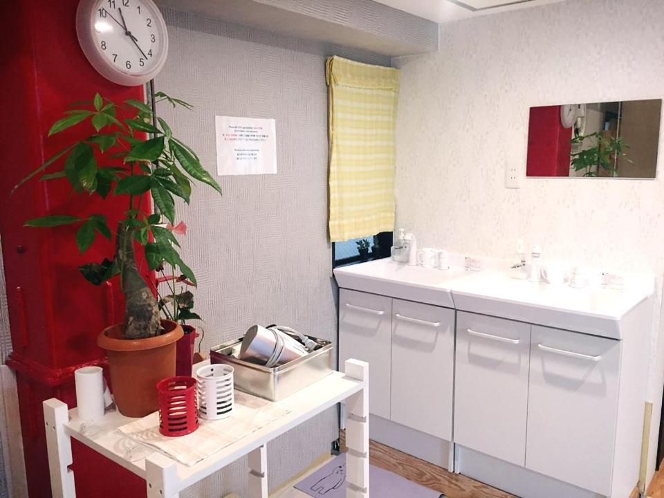 Готель Tokyo Mika House Екстер'єр фото