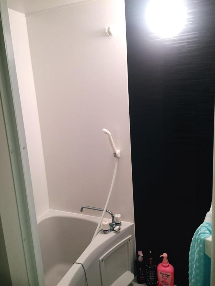 Готель Tokyo Mika House Екстер'єр фото