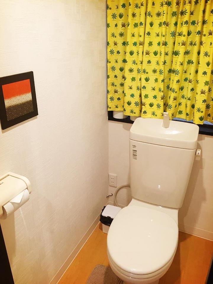 Готель Tokyo Mika House Екстер'єр фото