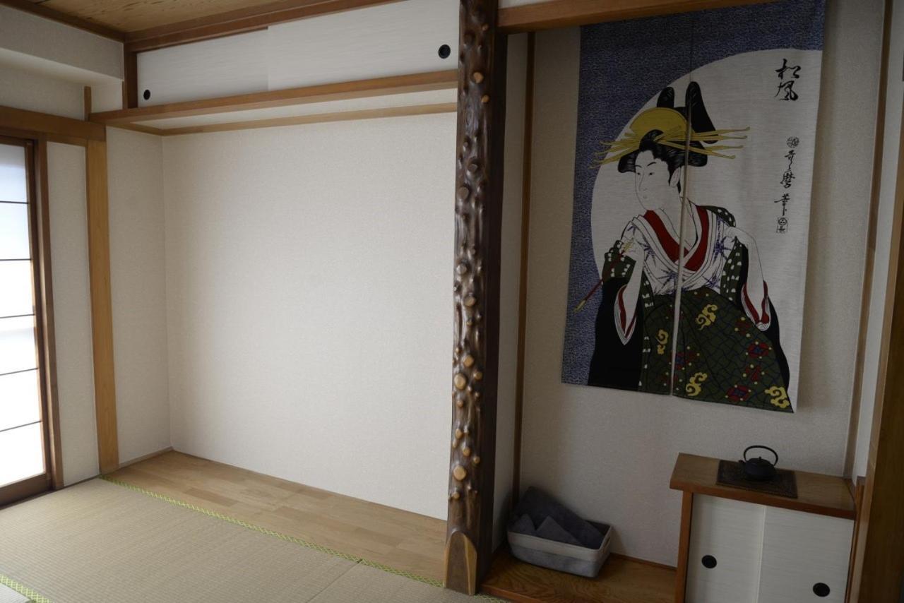 Готель Tokyo Mika House Екстер'єр фото